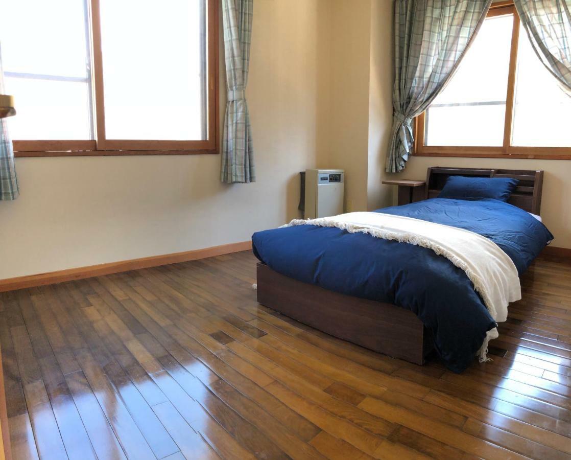 Apartment at Toemu Nozawa Bagian luar foto